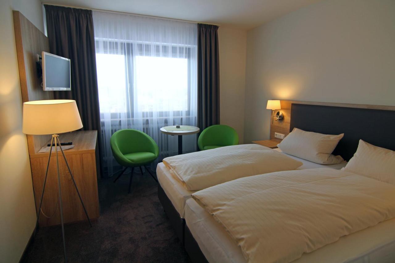 Hotel Sunny Side Up Dauchingen Екстериор снимка